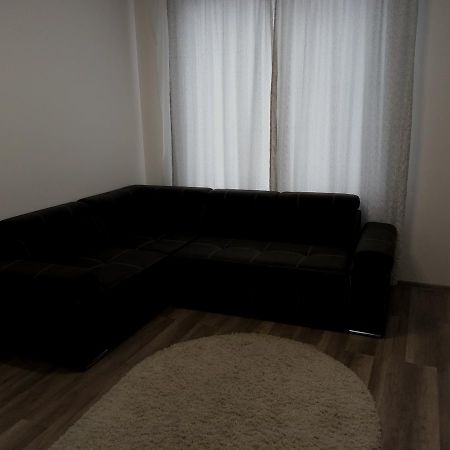 Gil Apartments, On Mynaiska 18 Użhorod Zewnętrze zdjęcie
