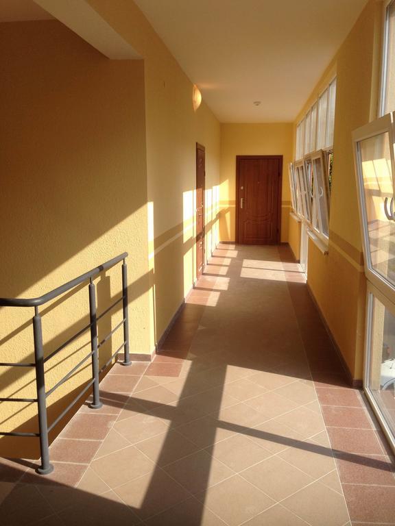 Gil Apartments, On Mynaiska 18 Użhorod Zewnętrze zdjęcie