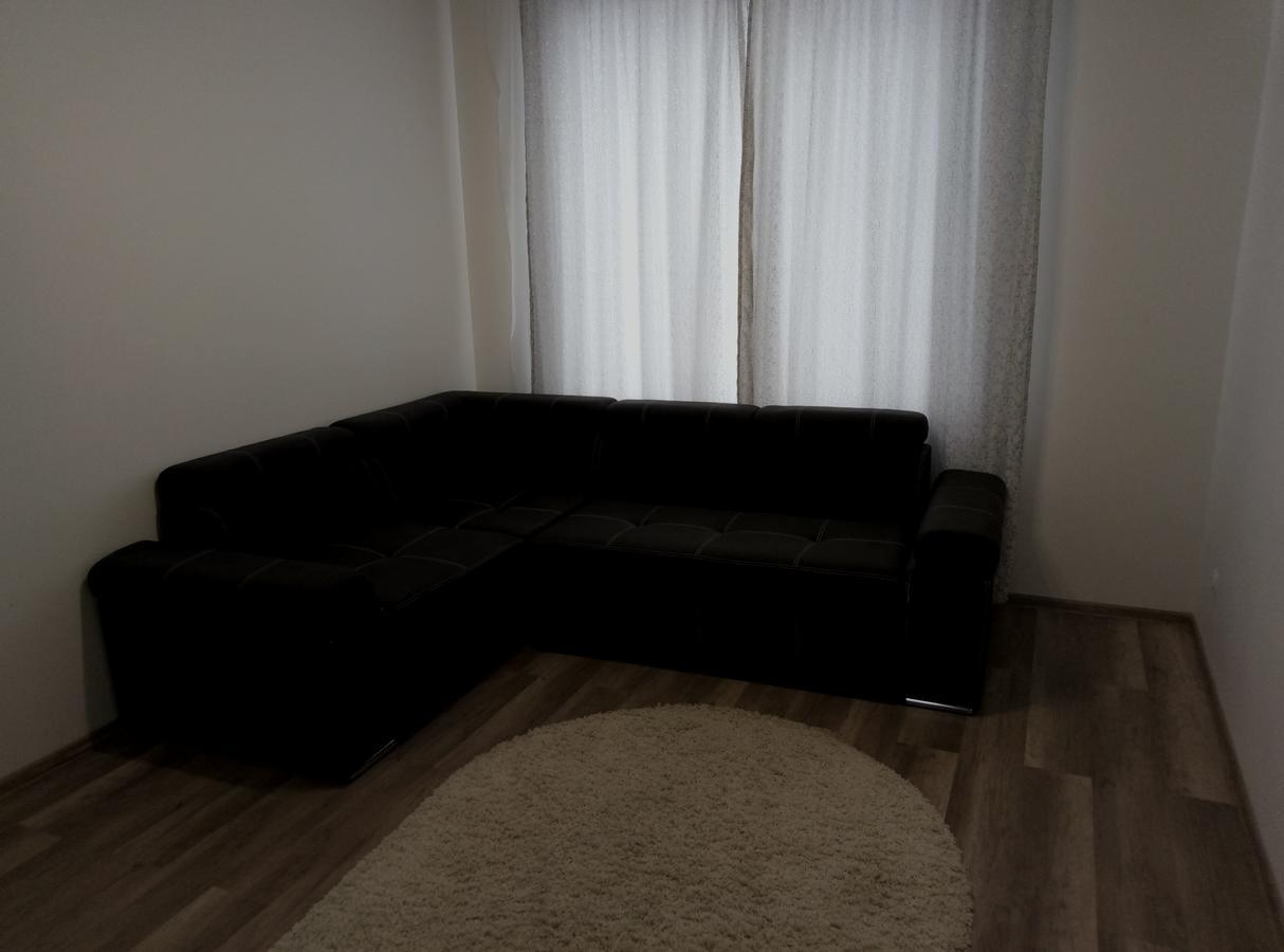 Gil Apartments, On Mynaiska 18 Użhorod Zewnętrze zdjęcie