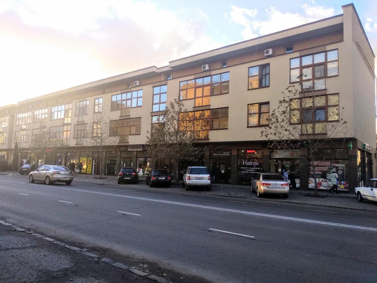 Gil Apartments, On Mynaiska 18 Użhorod Zewnętrze zdjęcie